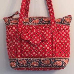 Vera Bradley American Red Retired Pattern M/L Bag